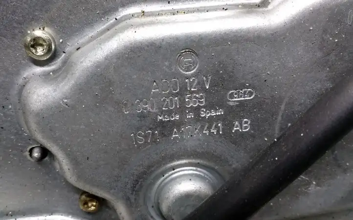Ford Mondeo Mk III (2000 - 2007) 1S71A12K441AB Двигатель стеклоочистителя заднего стекла — фото 4