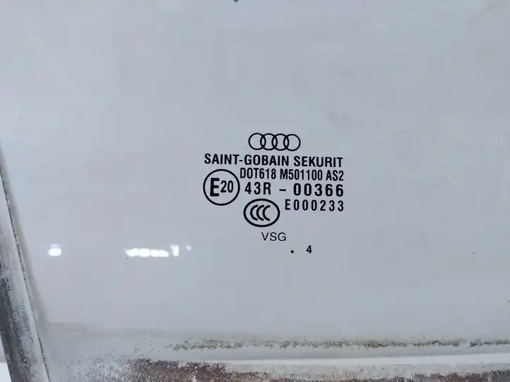 Audi A8 S8 D3 4E (2005 - 2007) Стекло передней двери — фото 3