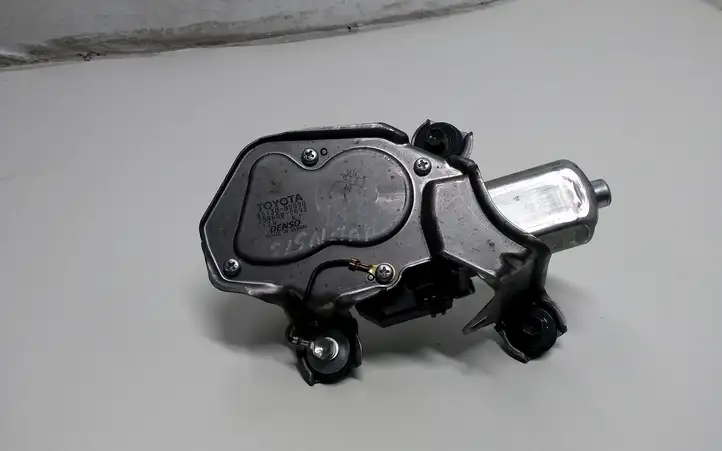 Toyota Avensis T250 (2006 - 2009) 8513005090 Двигатель стеклоочистителя заднего стекла — фото 1