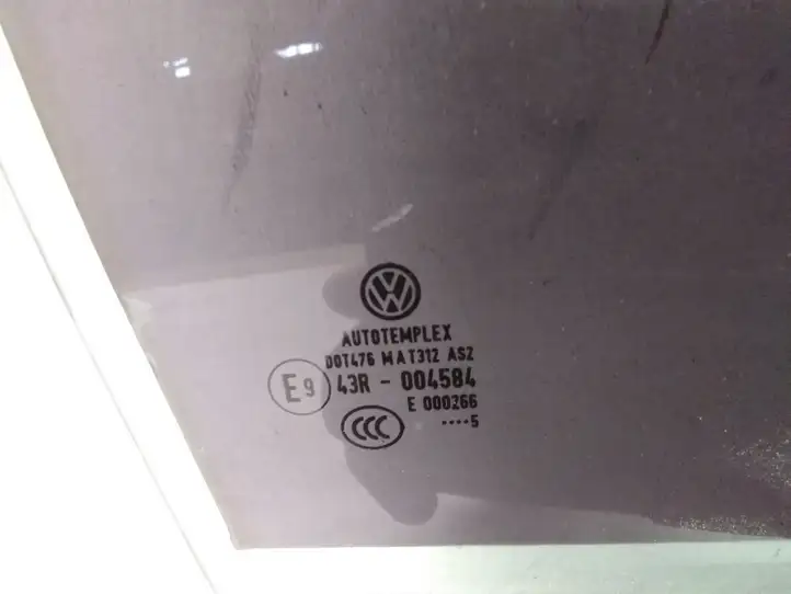 Volkswagen Jetta V (2005 - 2010) Стекло задней двери — фото 2