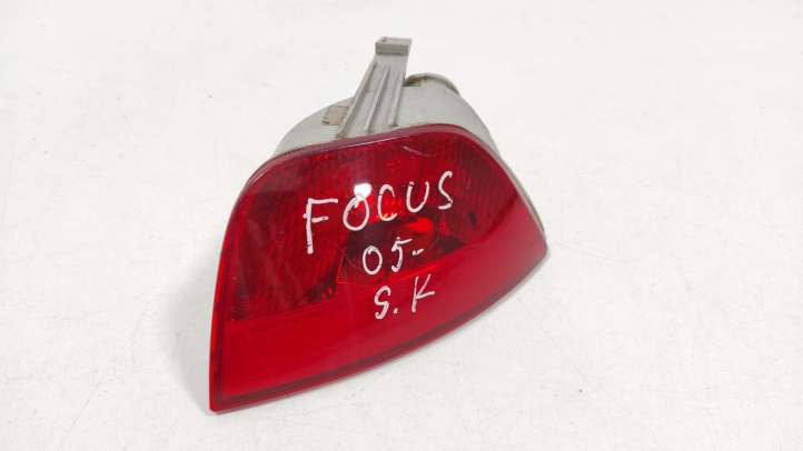 Ford Focus (2005 - 2008)  5M5115K273AA Задняя противотуманная фара