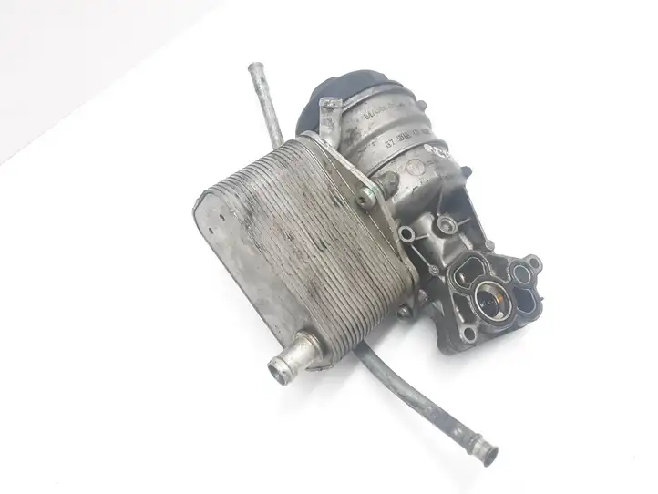 Volvo XC60 (2008 - 2013) 6750373102 Кронштейн масляного фильтра — фото 4