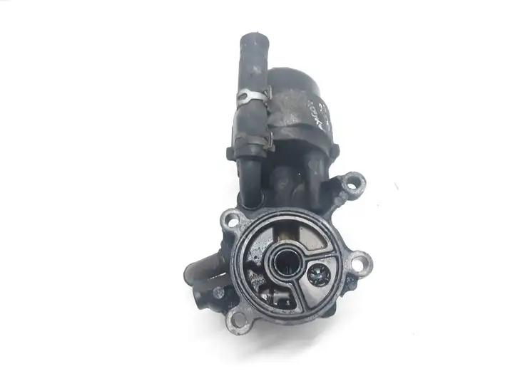 Volvo V50 (2004 - 2008) 9656830180 Кронштейн масляного фильтра — фото 1