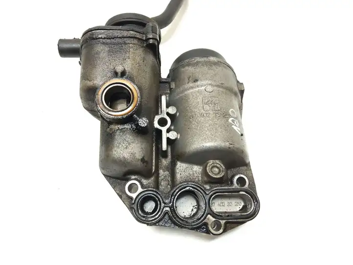 Volvo XC90 (2002 - 2006) 08642839 Кронштейн масляного фильтра — фото 5