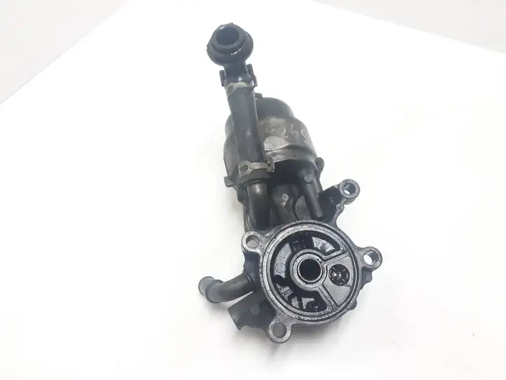 Volvo V50 (2004 - 2008) 9656830180 Кронштейн масляного фильтра — фото 3