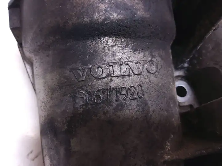 Volvo V70 (2004 - 2007) 30677920 Кронштейн масляного фильтра — фото 2