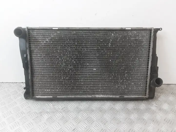 BMW 3 E90 E91 (2005 - 2012) 7788901 Радиатор охлаждающей жидкости двигателя — фото 1