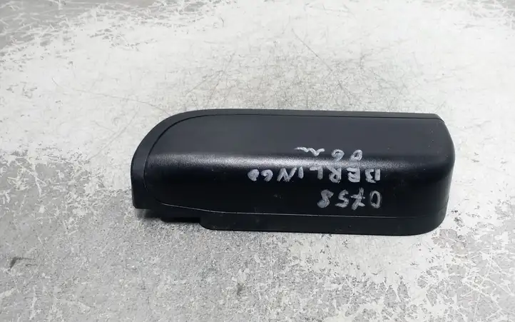 Citroen Berlingo (2003 - 2007) 7R02569 Дополнительный стоп фонарь — фото 3