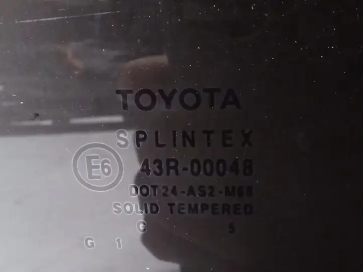 Toyota Avensis T250 (2003 - 2006) Стекло задней двери — фото 2