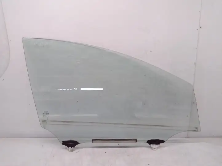 Toyota Corolla Verso AR10 (2004 - 2009) Стекло передней двери — фото 1