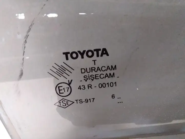 Toyota Corolla Verso AR10 (2004 - 2009) Стекло задней двери — фото 2
