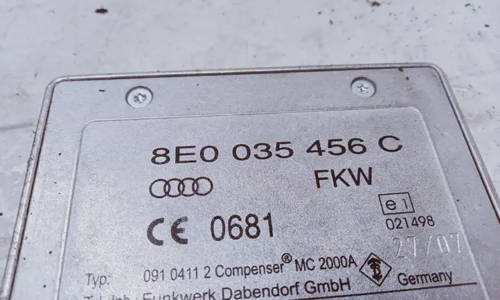 Audi A6 Allroad C6 (2006 - 2008) 8E0035456C Усилитель антенны — фото 4
