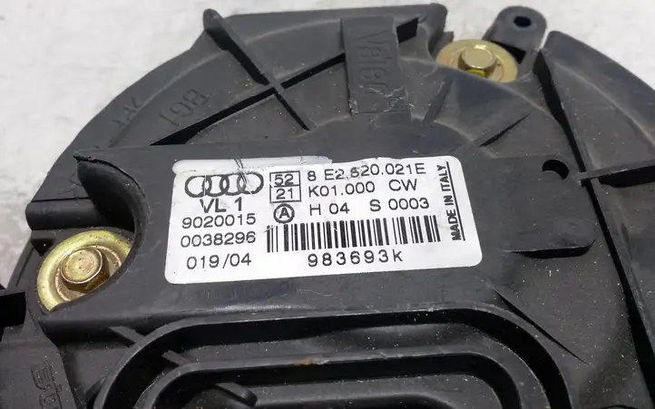 Audi A4 S4 B6 8E 8H (2000 - 2006) 8E2820021E Вентилятор печки — фото 4