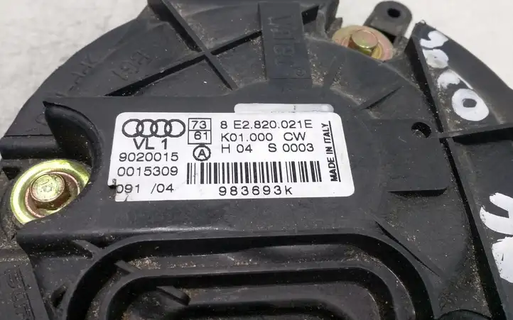 Audi A4 S4 B6 8E 8H (2000 - 2006) 8E2820021E Вентилятор печки — фото 4