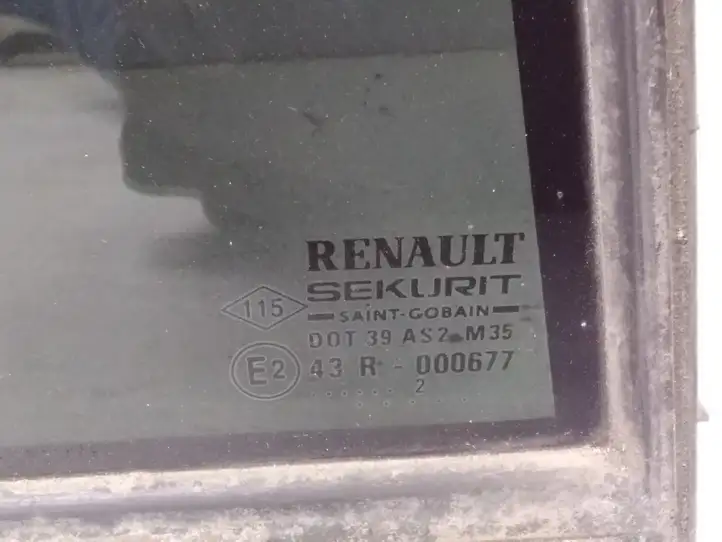 Renault Vel Satis (2002 - 2005) Форточка двери — фото 3