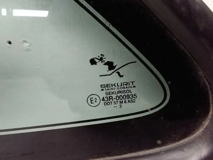 Saab 9-3 Ver1 (1998 - 2005) Заднее боковое стекло — фото 2