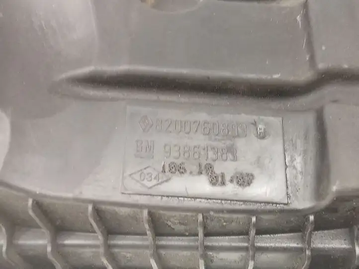Renault Trafic II (X83) (2002 - 2014) 8200760899 Корпус воздушного фильтра — фото 3