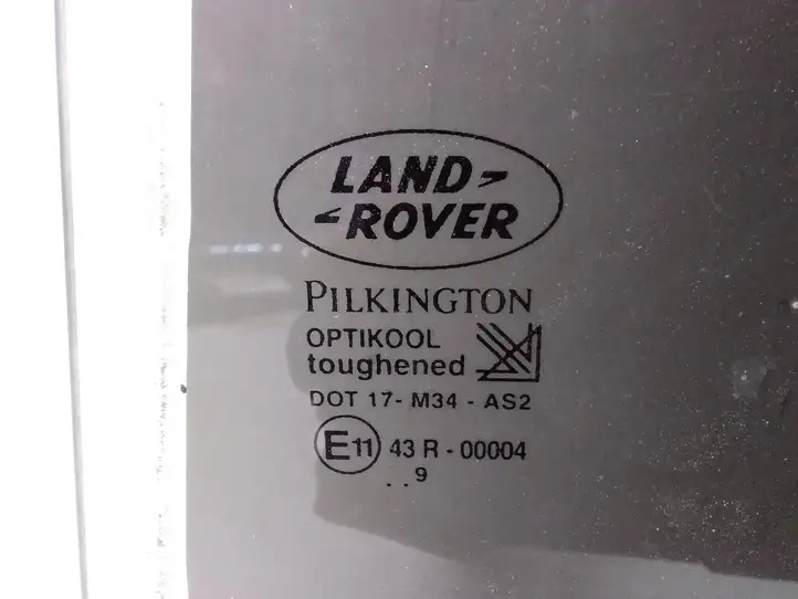 Land Rover Range Rover P38A (1994 - 2002) Стекло задней двери — фото 2