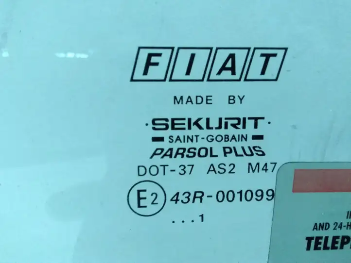 Fiat Bravo - Brava (1995 - 2001) Стекло передней двери — фото 2