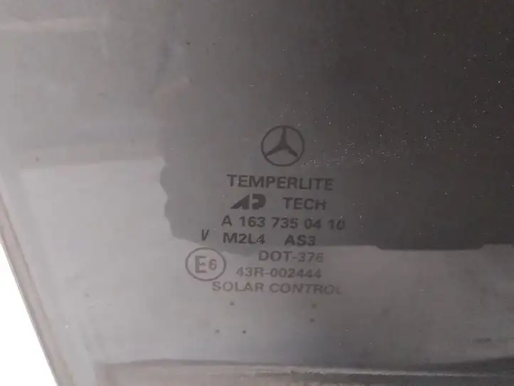 Mercedes-Benz ML W163 (1997 - 2005) A1637350410 Стекло задней двери — фото 2