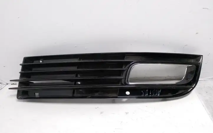 Audi A8 S8 D3 4E (2007 - 2010) 4E0807681AN Нижняя решетка переднего бампера — фото 1