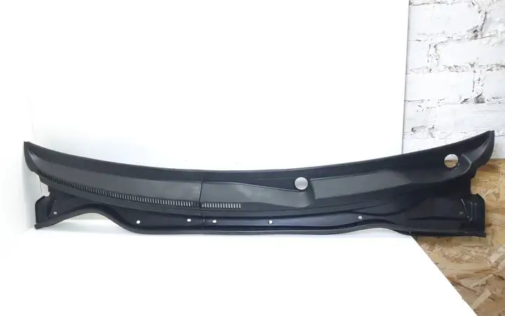 Toyota Corolla Verso E121 (2004 - 2007) 557820F010 Жабо стеклоочистителей — фото 1