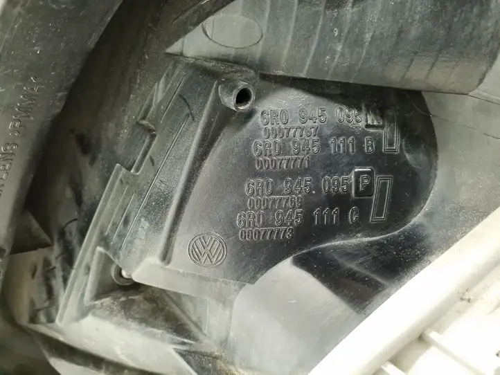 Volkswagen Polo V 6R (2009 - 2015) 6R0945095 Задний фонарь в кузове — фото 4