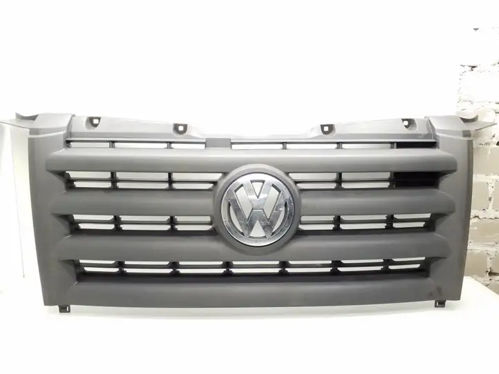 Volkswagen Crafter (2006 - 2016) 2E0853653 Верхняя решетка радиатора — фото 1