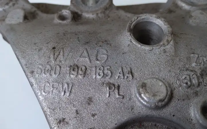 Volkswagen Polo (2005 - 2009) 6Q0199185AA Опора двигателя — фото 3