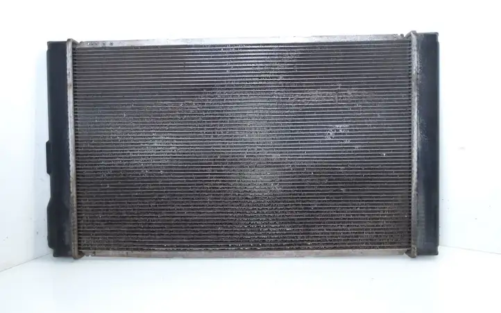 Toyota Prius (XW30) (2009 - 2015) 4221341041 Радиатор охлаждающей жидкости двигателя — фото 3