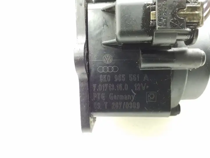 Audi A4 S4 B8 8K (2007 - 2011) 8K0965561A Электроциркуляционный насос — фото 2