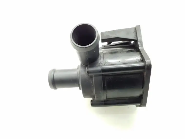 Audi A4 S4 B8 8K (2007 - 2011) 8K0965561A Электроциркуляционный насос — фото 3
