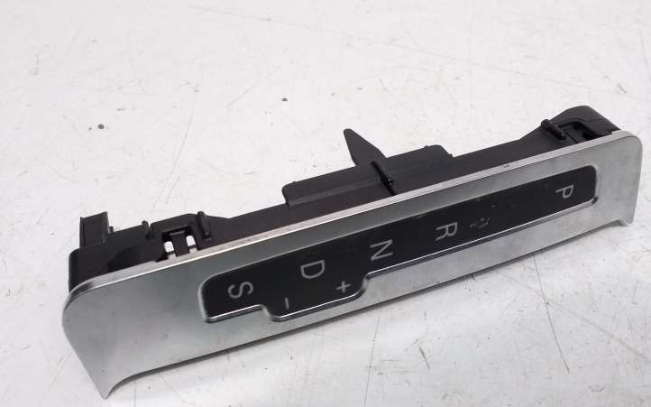 Audi A6 (2004 - 2008)  4F1713463C Индикатор передач