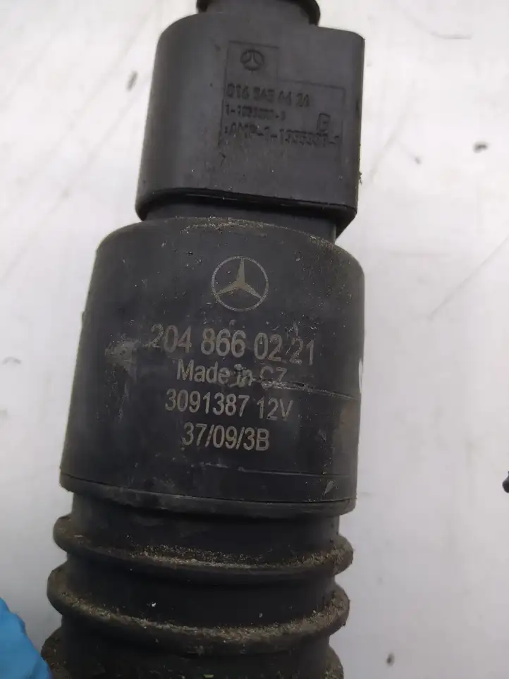 Mercedes-Benz C W204 (2007 - 2014) 2048660221 Насос омывателя стекла — фото 3