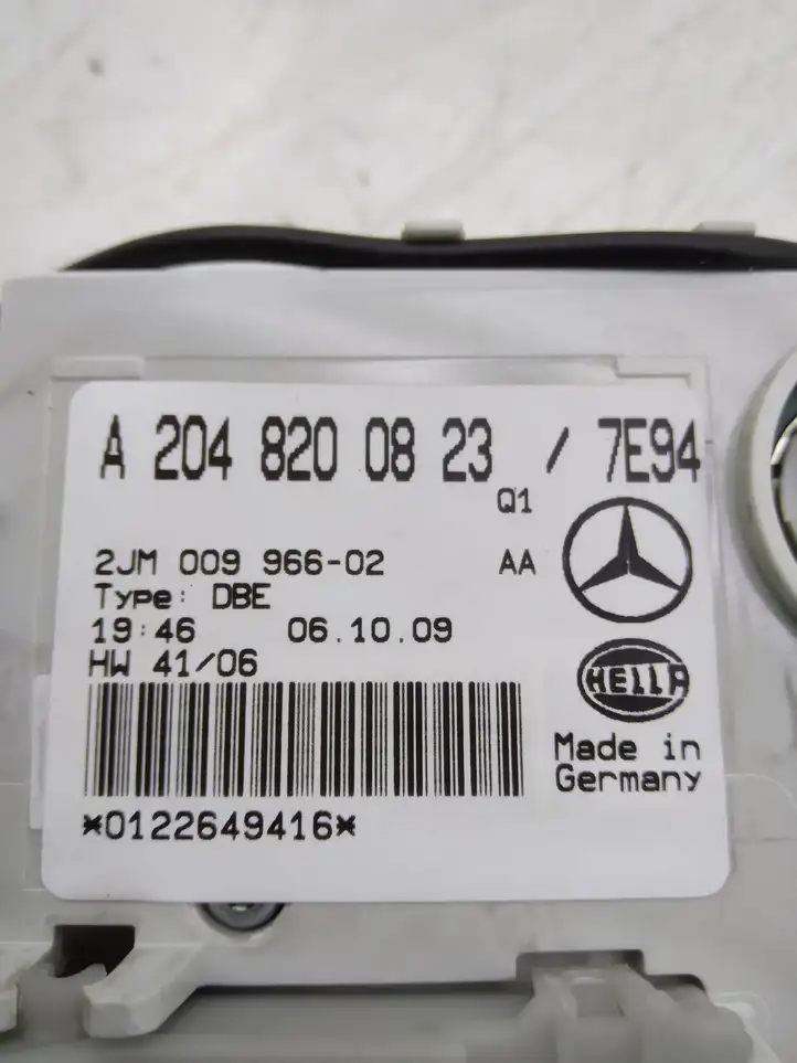 Mercedes-Benz C W204 (2007 - 2014) A0128206610 Передняя подсветка — фото 2