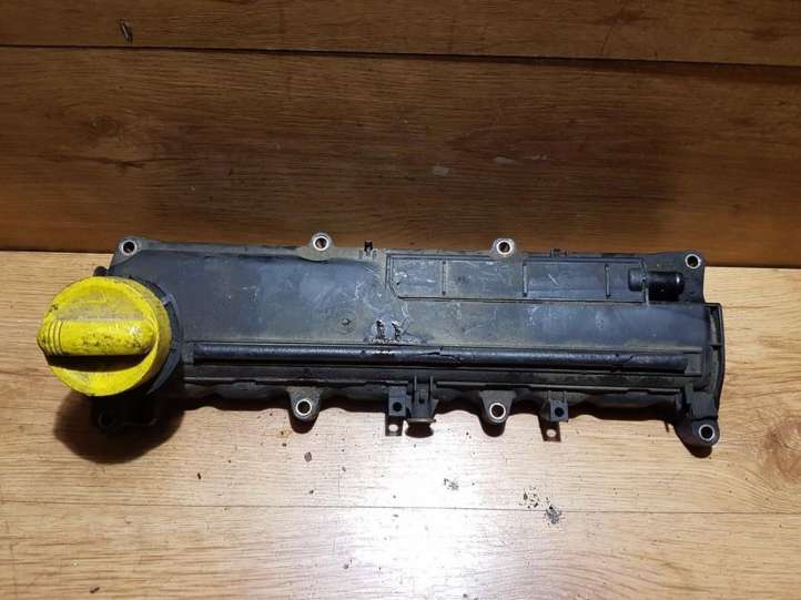 Renault Megane II (2002 - 2005)  8200379908 Крышка головки