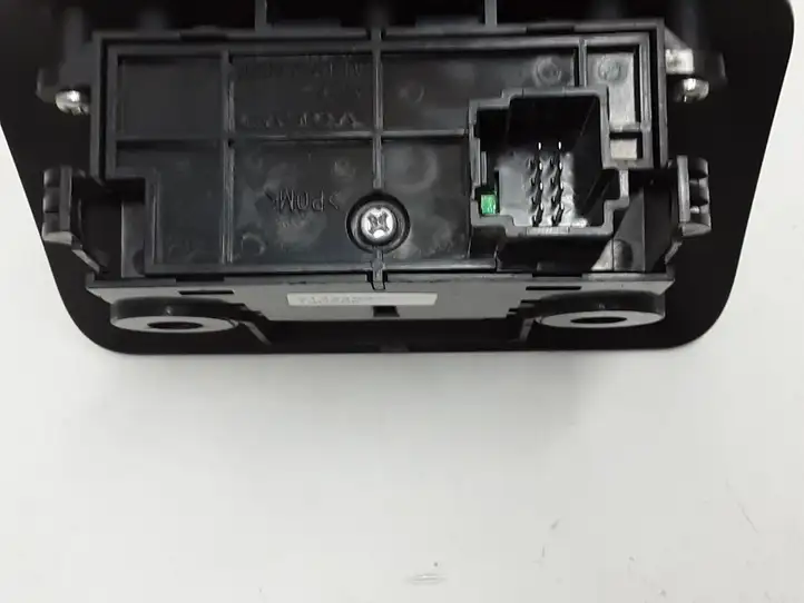 Volvo XC60 (2013 - 2017) 31334637 Кнопка ручного тормоза — фото 3