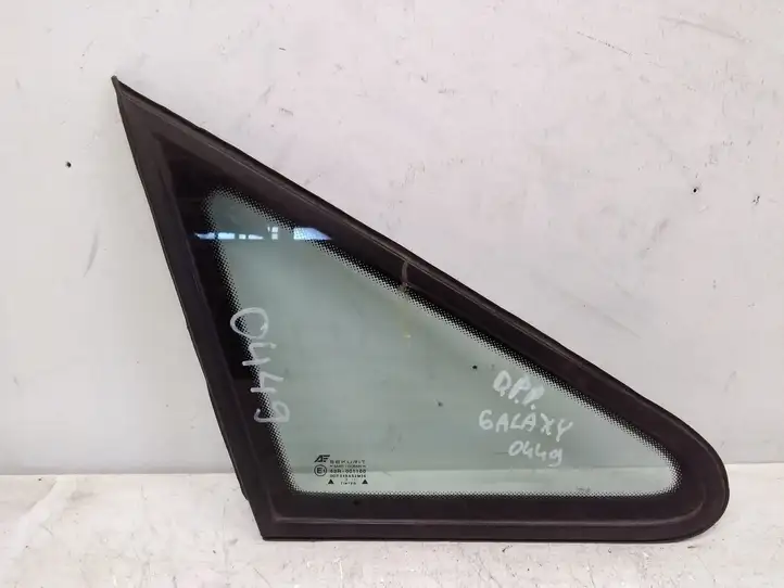 Ford Galaxy (2000 - 2006) Треугольное стекло кузова — фото 1