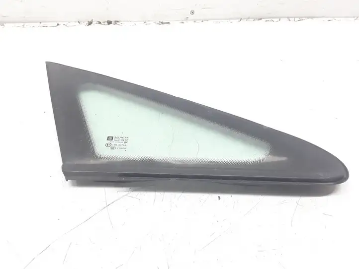 Opel Zafira B (2003 - 2006) 43R007951 Треугольное стекло кузова — фото 1