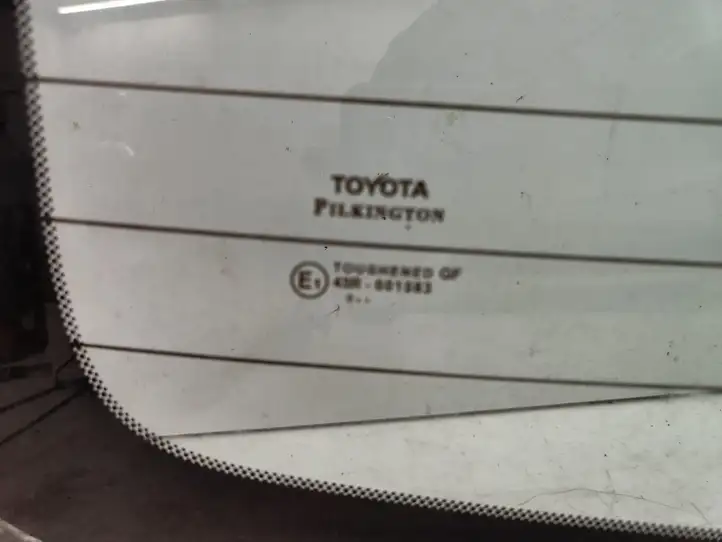 Toyota Avensis T270 (2009 - 2012) 43R001583 Заднее стекло — фото 2