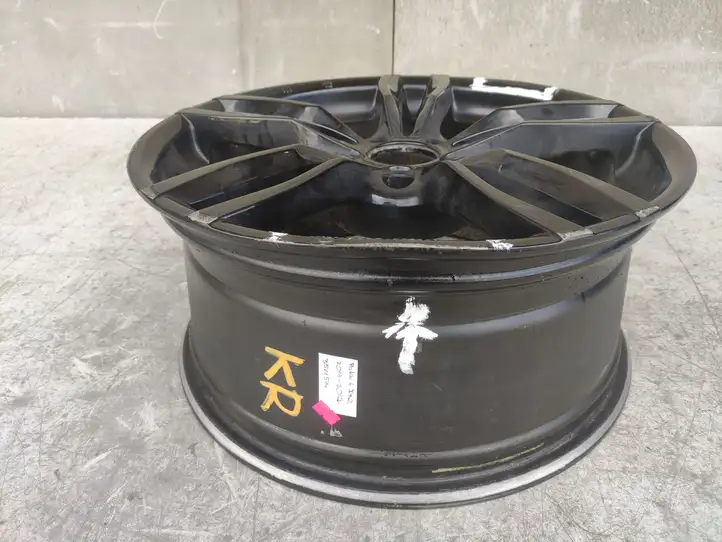 BMW 4 F32 F33 (2013 - 2017)   Обод (ободья) колеса из легкого сплава R 18