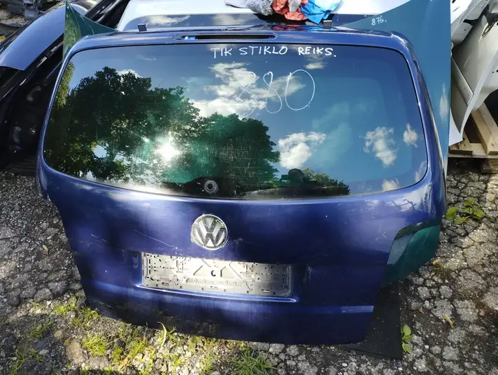 Volkswagen Touran I (2003 - 2010) Заднее стекло — фото 1