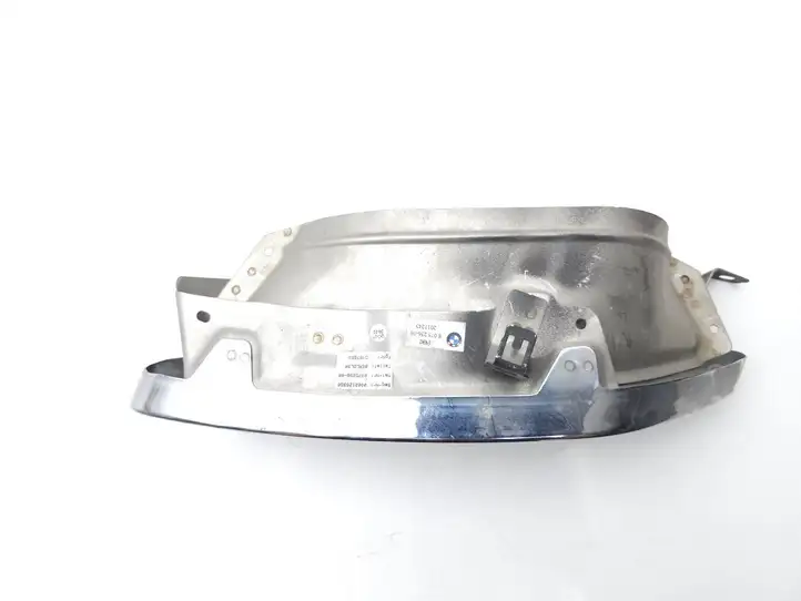 BMW 8 G14   8075256 Наконечники глушителя выхлопа