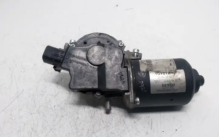 Toyota Corolla Verso AR10 (2004 - 2009) 851100F020 Двигатель стеклоочистителей — фото 1