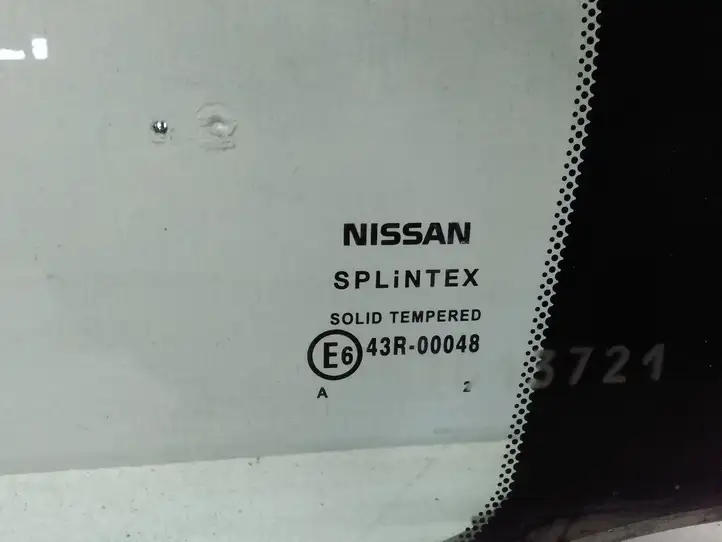 Nissan Primera (2001 - 2008) Форточка двери — фото 2