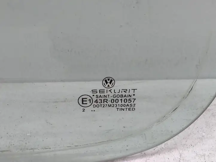 Volkswagen Golf IV (1998 - 2005) Форточка двери — фото 2