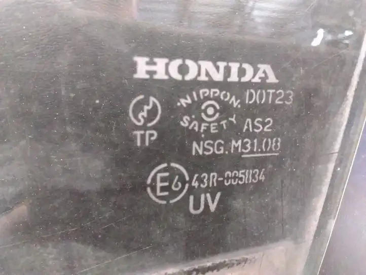 Honda FR-V (2004 - 2009) Стекло задней двери — фото 2