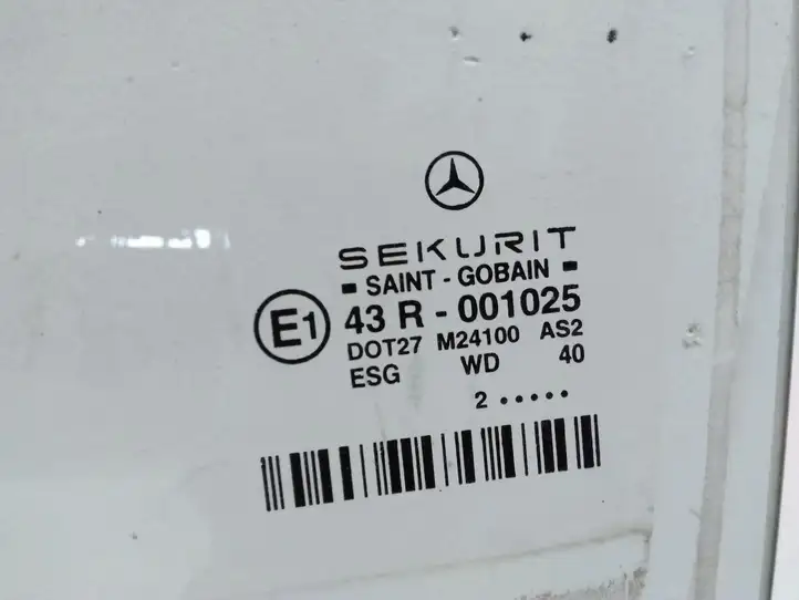 Mercedes-Benz E W211 (2002 - 2009) Стекло задней двери — фото 2