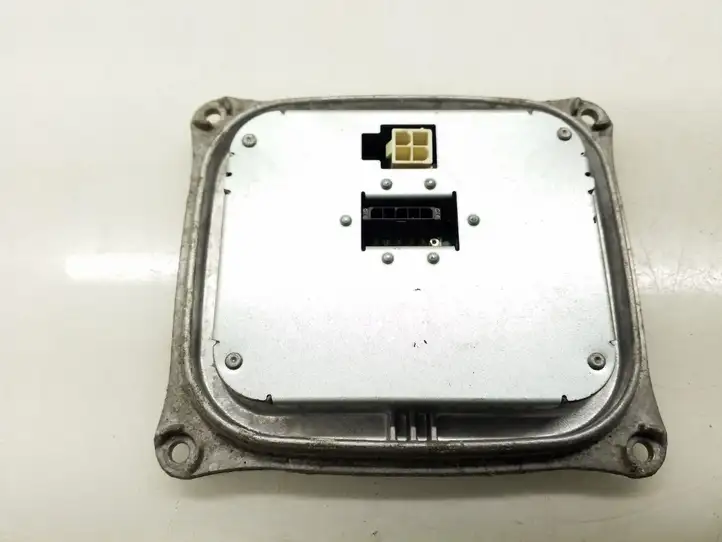 Audi A4 S4 B8 8K (2007 - 2011) 8K0907472A Блок розжига ксенона — фото 3