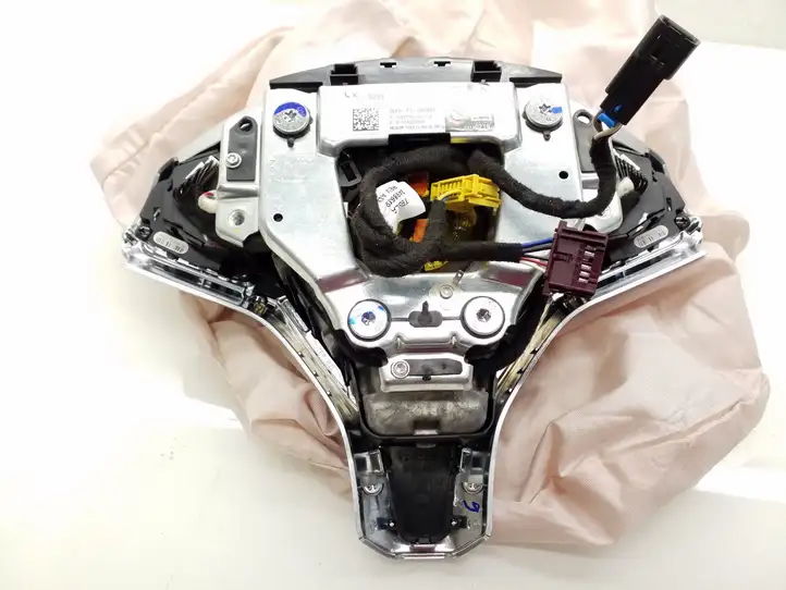 Tesla Model X (2015 - 2021) 103677901B Подушка безопасности руля — фото 5
